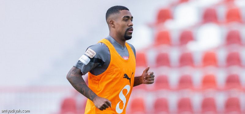 قبل الاتحاد.. الهلال يترقب مصير مالكوم