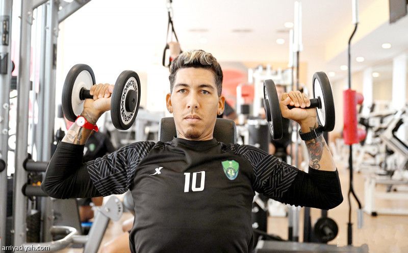 الأهلي يختتم المعسكر بالحديد