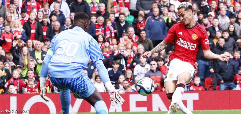 هويلاند يعزز هجوم يونايتد