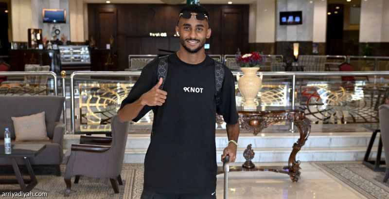 الحربي يلحق بالشباب في الطائف