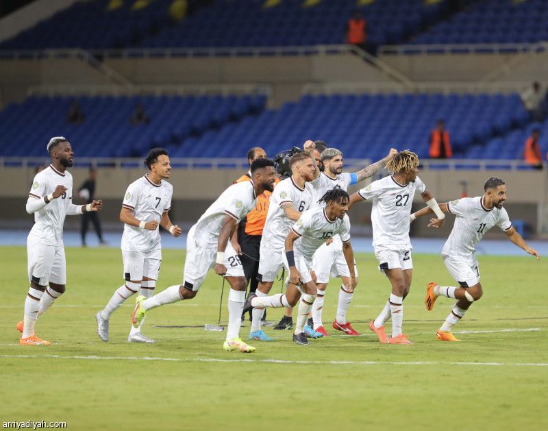 الشباب.. 40 ألف ريال مكافأة نصف النهائي