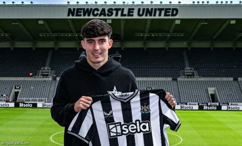 نيوكاسل يتعاقد مع ليفرامنتو