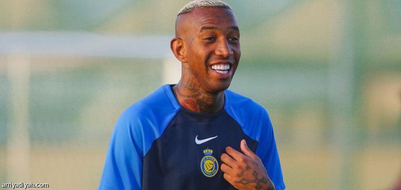 تاليسكا: أنباء رحيلي مزيفة.. أنا سعيد.. وسأبقى مع النصر