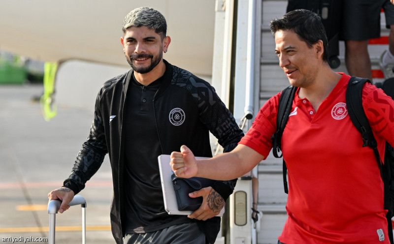 الشباب يعود إلى الرياض بطائرة خاصة