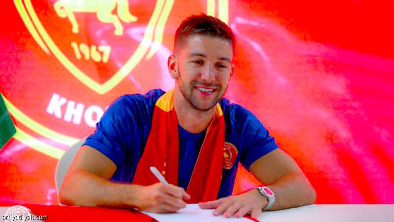 القادسية يوقّع مع فييتو