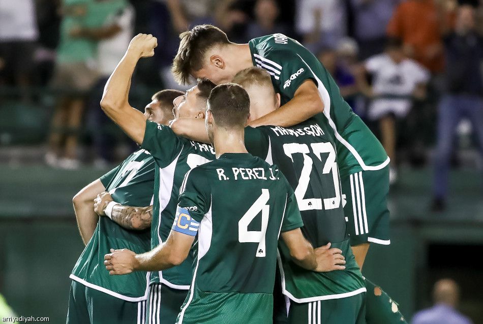 باناثينايكوس ورينجرز يقتربان من مجموعات الأبطال