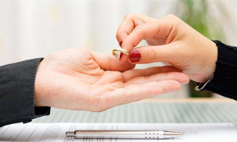 خانها مع شابة عمرها 25 عاماً.. ممثلة تنفصل عن زوجها بعد 11 عاماً من الزواج