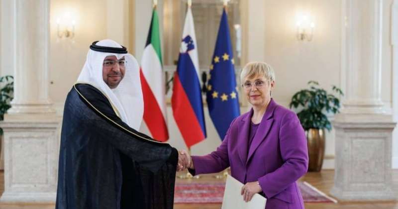 سفير دولة الكويت لدى النمسا خلال تقديم أوراق اعتماده سفيرا غير مقيم لدى جمهورية سلوفينيا