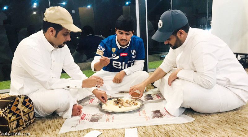 السليق.. عشاء «الديربي»