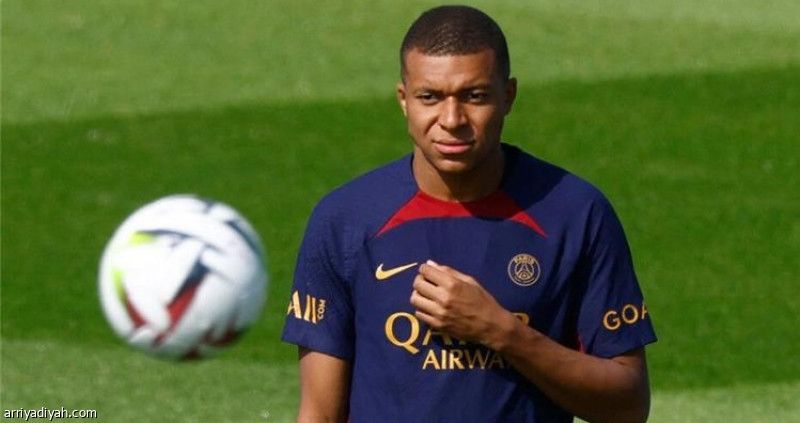 مبابي يعود إلى تدريبات باريس سان جيرمان