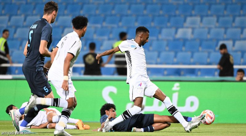 الشباب يحبط مفاجأة الأخدود بالتعادل