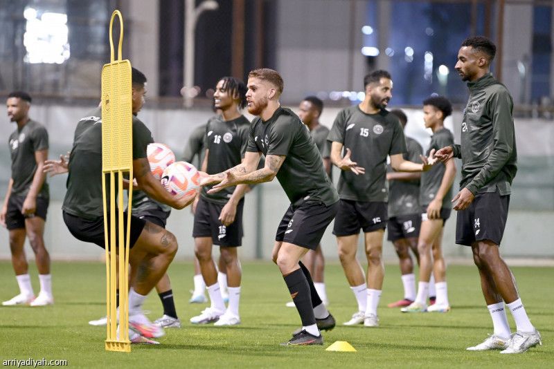 هتان وشراحيلي خارج حسابات الشباب