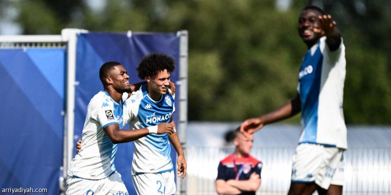 موناكو ينطلق برباعية كليرمون فوت