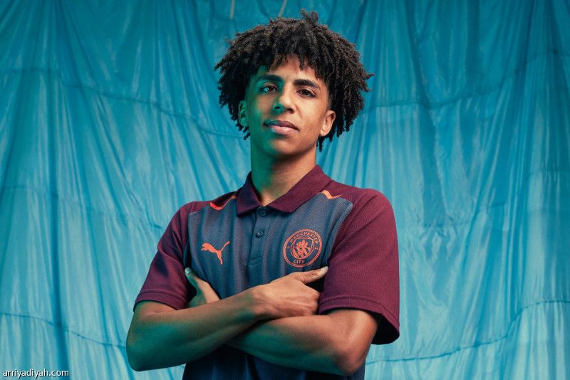 سيتي يربط ريكو لويس بعقد جديد