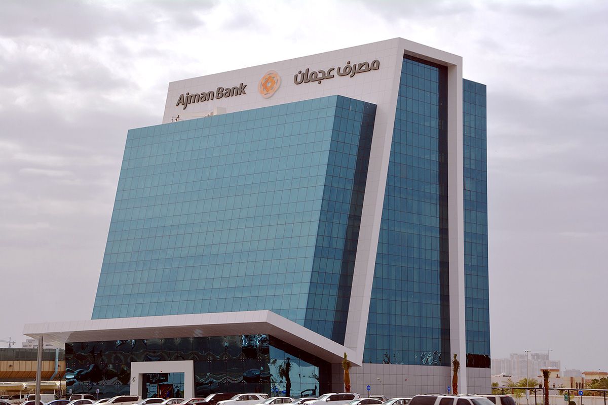 إدراج الأسهم الجديدة لمصرف عجمان في سوق دبي غداً