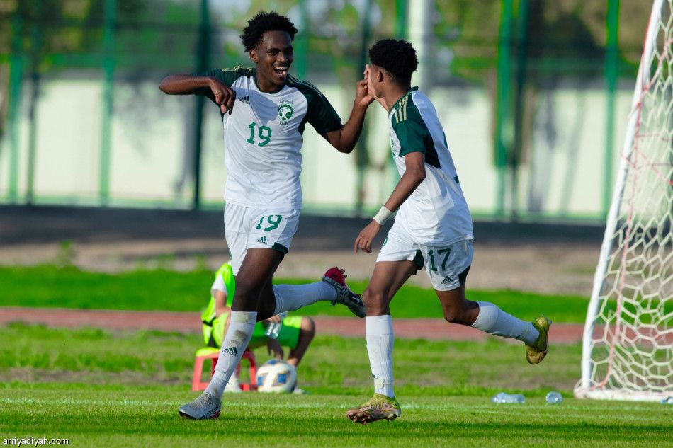 «أخضر 16» يكسب الإمارات في طشقند