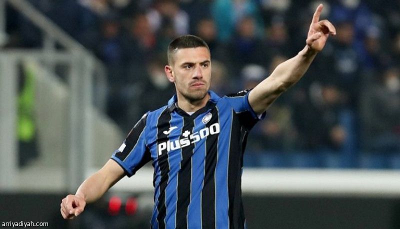 بعد توقيعه مع الأهلي.. ديميرال يصل جدة «الأربعاء»