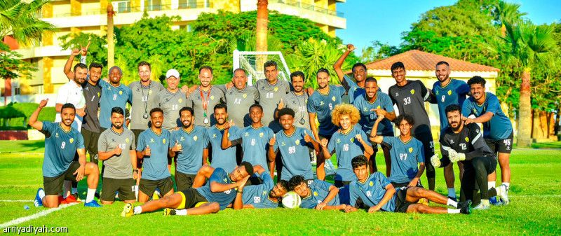 أحد يستعد بالفيديو