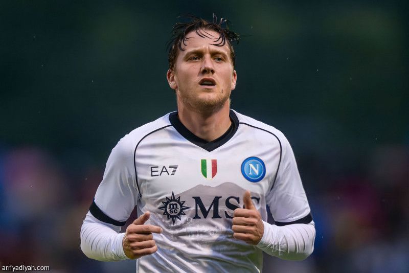 الأهلي يرفع عرض زيلينسكي