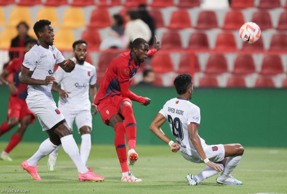 ضمك يحبط الرياض بـ«تعادل قاتل»