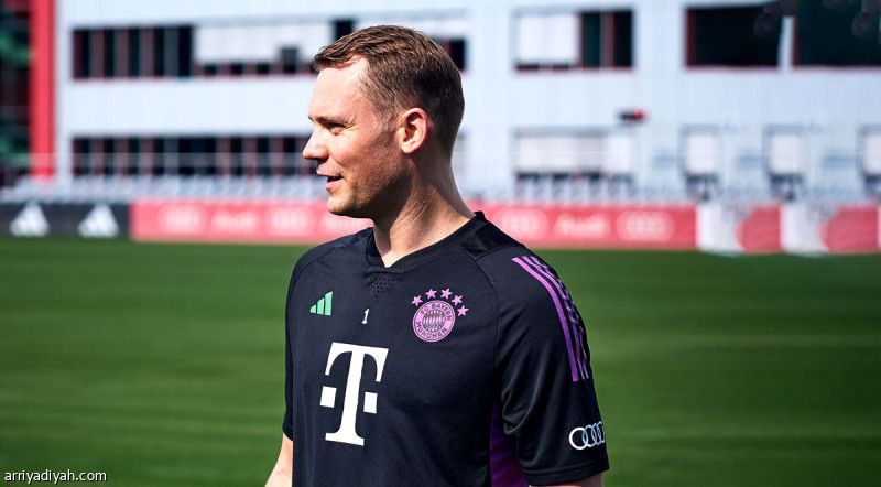 نوير يقترب من العودة