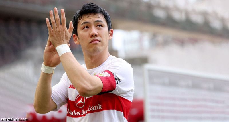 ليفربول يضم الياباني الثاني