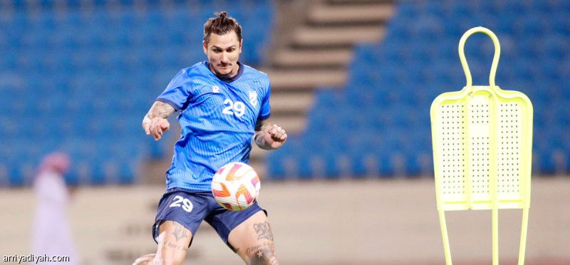 مشاركته مستبعدة.. فيانا ينضم إلى الحزم