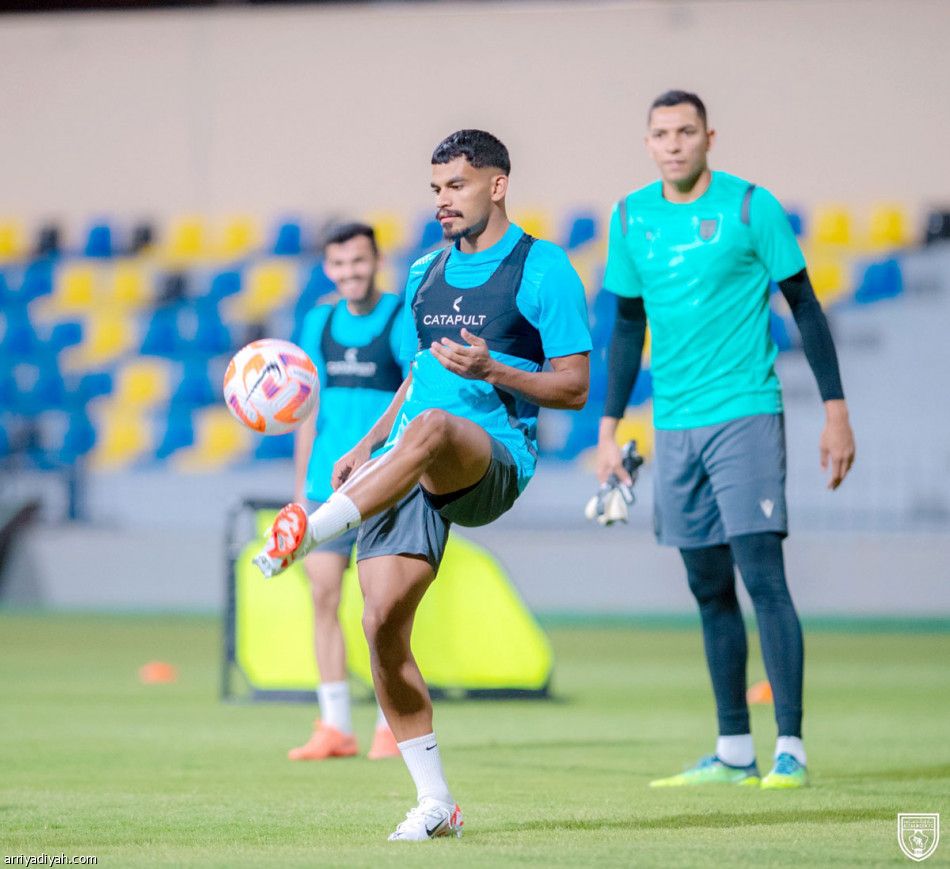 الإجهاد يحرم كاسترو من تيليس