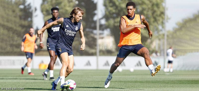 كورتوا يعالج الرباط الصليبي