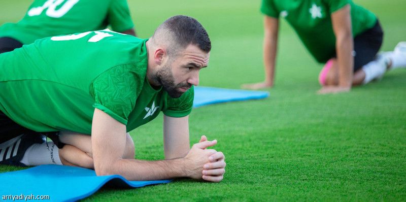 موتروك يكثف لياقة 3