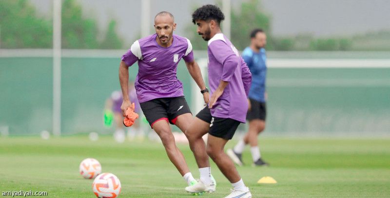 تشيسلاف يتسلح بتشيبر