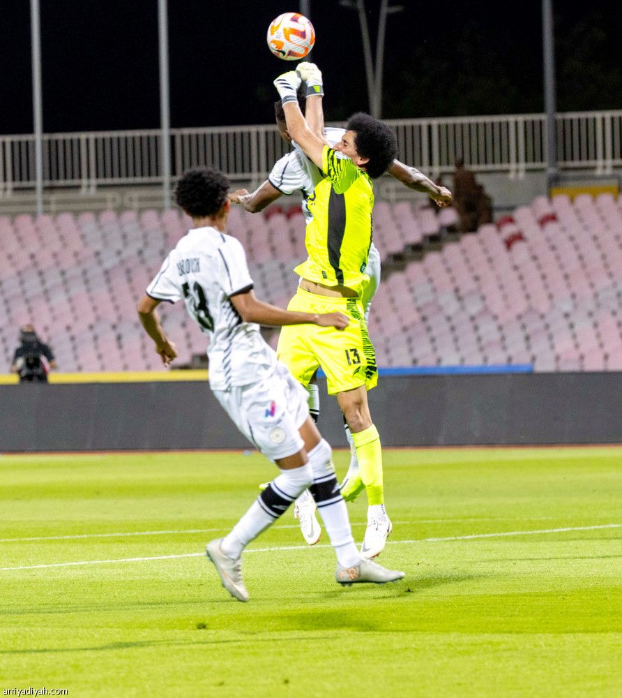 الوحدة يكبد الشباب أكبر خسارة