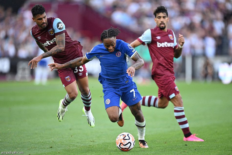 وست هام يسقط تشيلسي بثلاثية