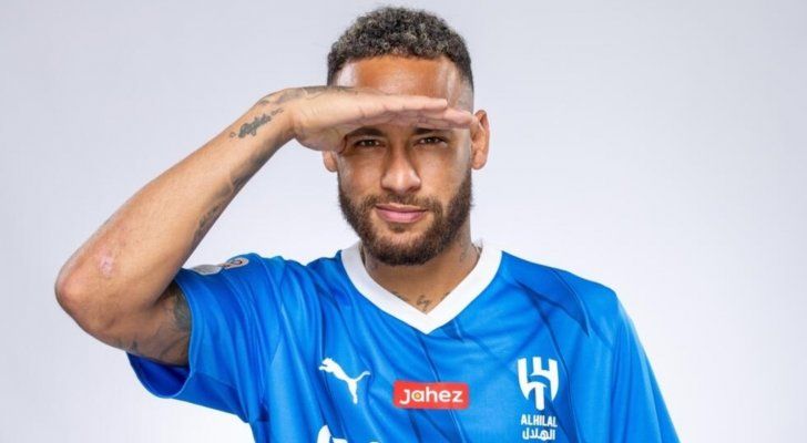 هذا ما فعلته حبيبة نيمار خلال تواجدها في السعودية-بالفيديو