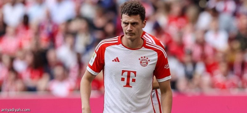 إنتر يحسم صفقة بافارد.. وينتظر سانشيز