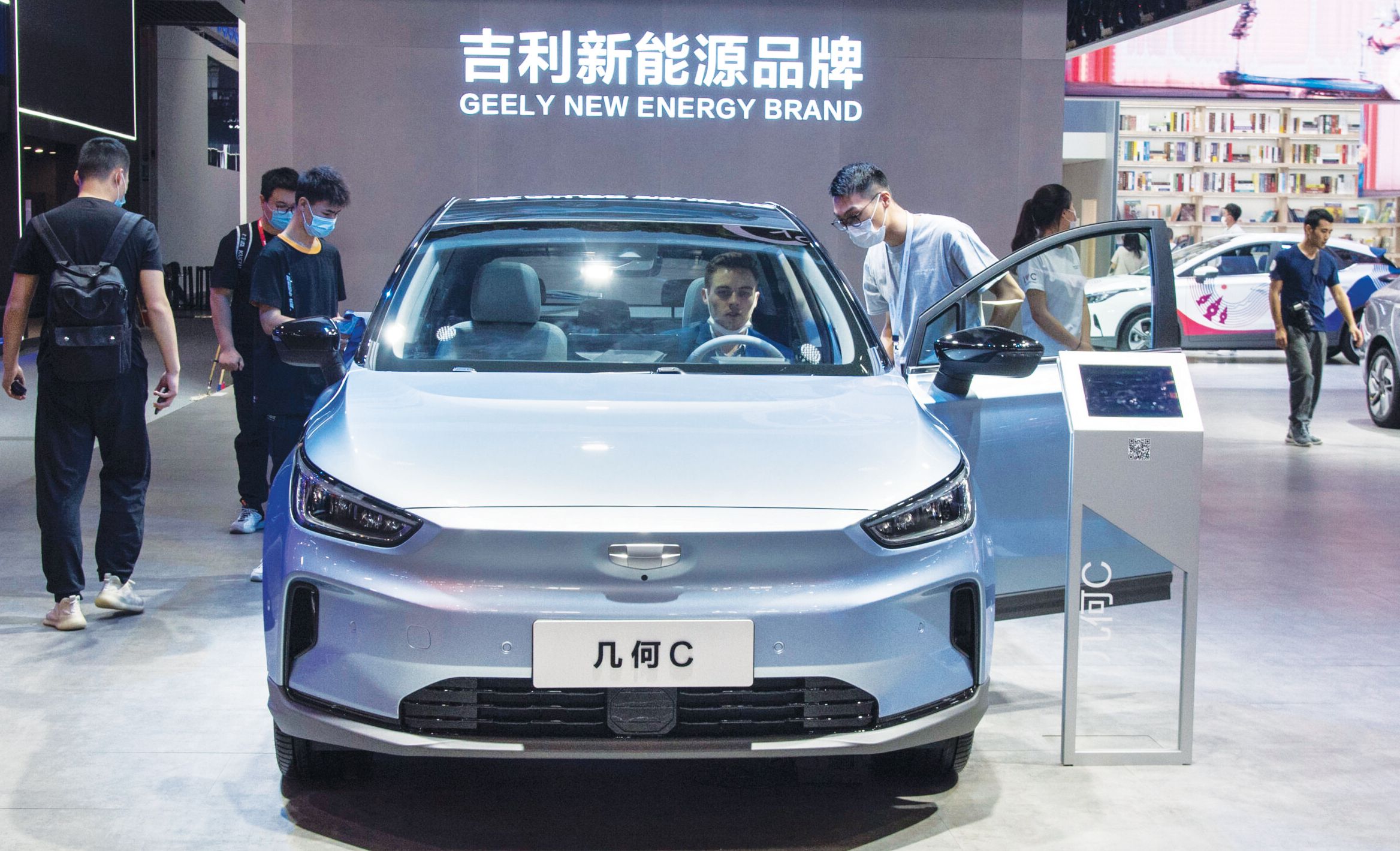 إيرادات «جيلي» الصينية تتجاوز 10 مليارات بارتفاع 26%