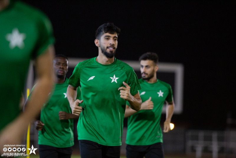 النجمة يفتح ملف الثالثة