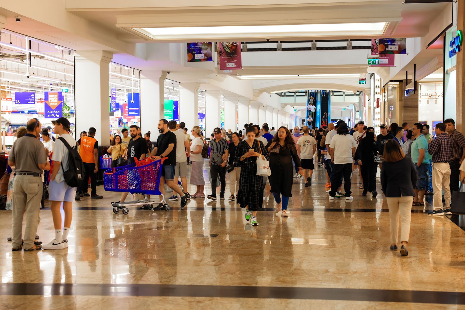 تخفيضات هائلة للفترة المتبقية من «مفاجآت صيف دبي»