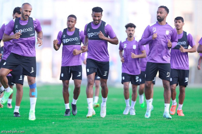 العوفي.. ورقة ميشنيفيتش