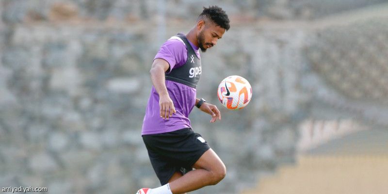 تشيسلاف يحذّر من الأخطاء