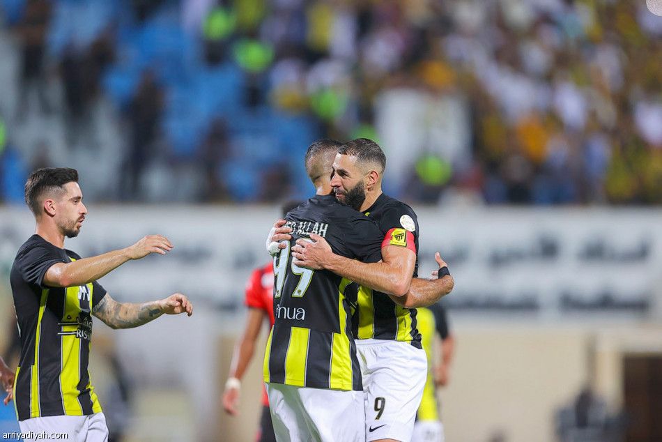 النمور يتصدّرون بالثنائية الـ 20