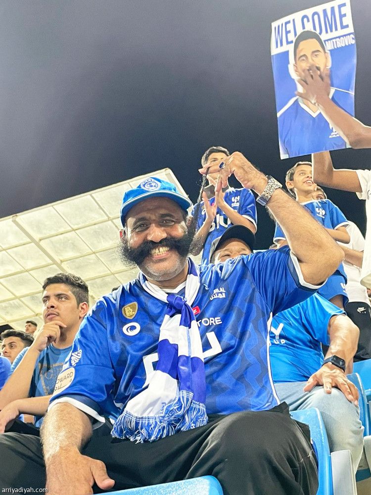 الرباعية والفوز 13 يستأنفان الاكتساح الأزرق