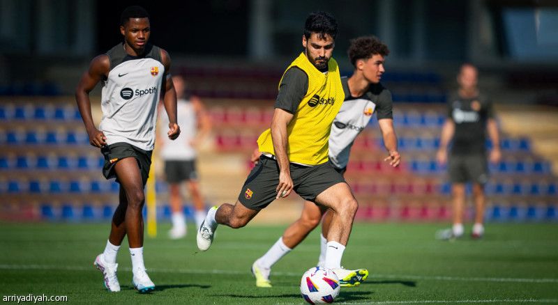 برشلونة يخسر بيدري 4 أسابع