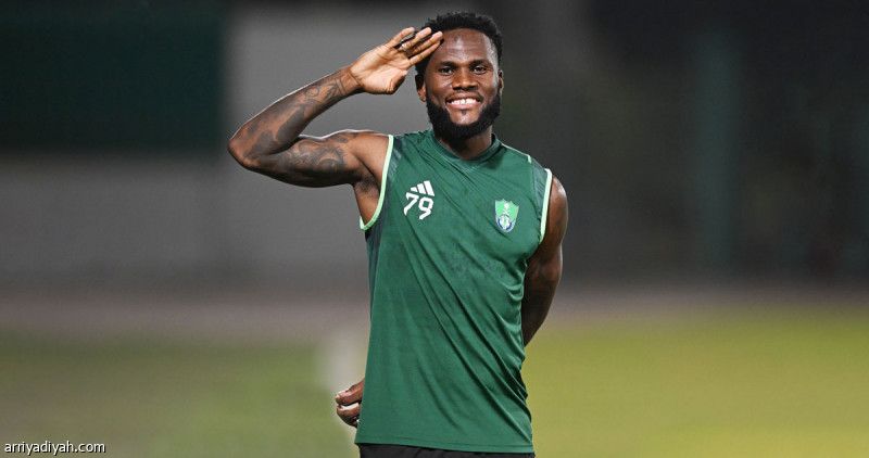 الجهني يغيب.. والأهلي يعود