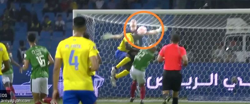 الحكام تستعرض التسجيلات