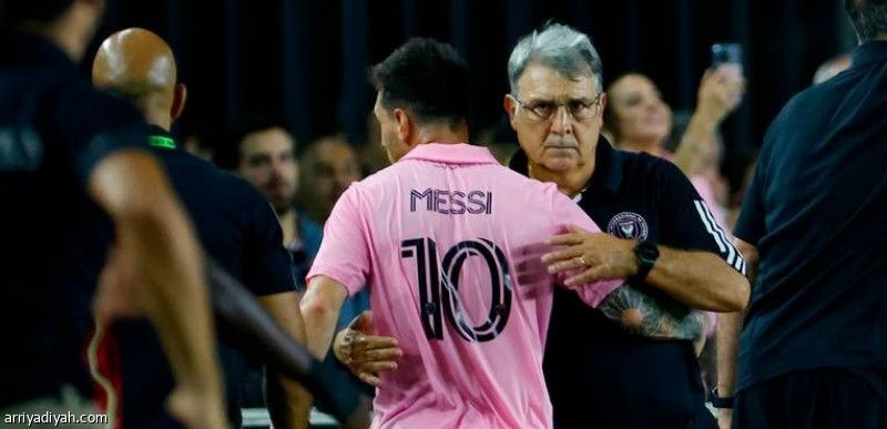 مارتينو يلمح إلى إراحة ميسي أمام ريد بولز