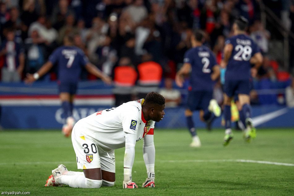 سان جيرمان يحقق فوزه الأول في الدوري الفرنسي