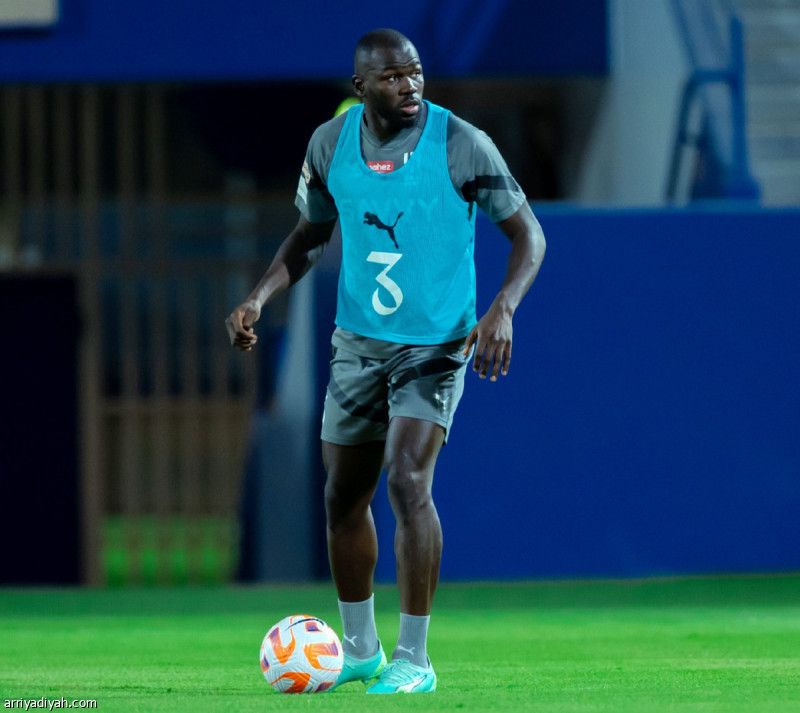 قبل الاتفاق.. كوليبالي يدعم خيارات الهلال