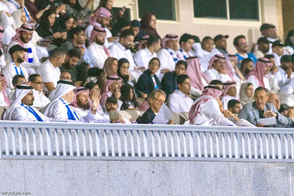 26% انتصارات الأزرق بثنائية