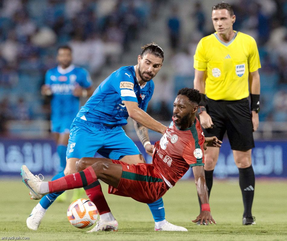 26% انتصارات الأزرق بثنائية